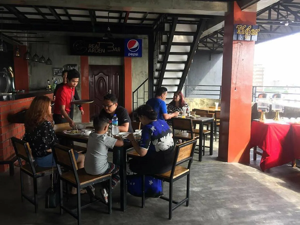 Lanmadaw Plaza Hotel China Town Rangoon 3*,