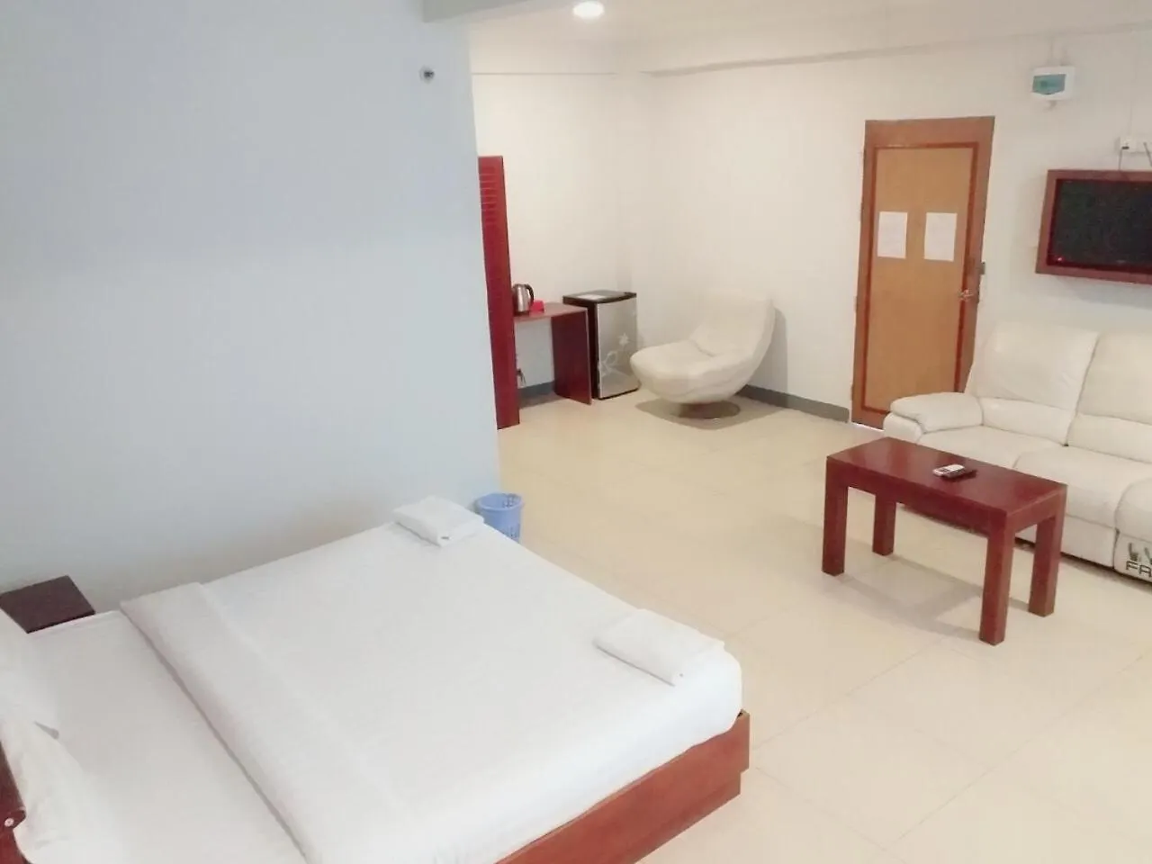 Lanmadaw Plaza Hotel China Town Rangoon